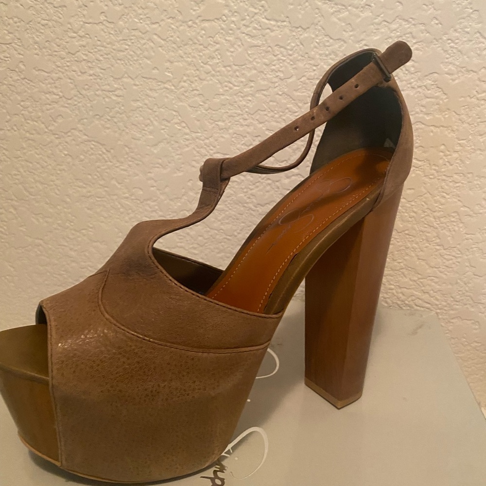 Jessica Simpson Heels - Picture 7 of 7